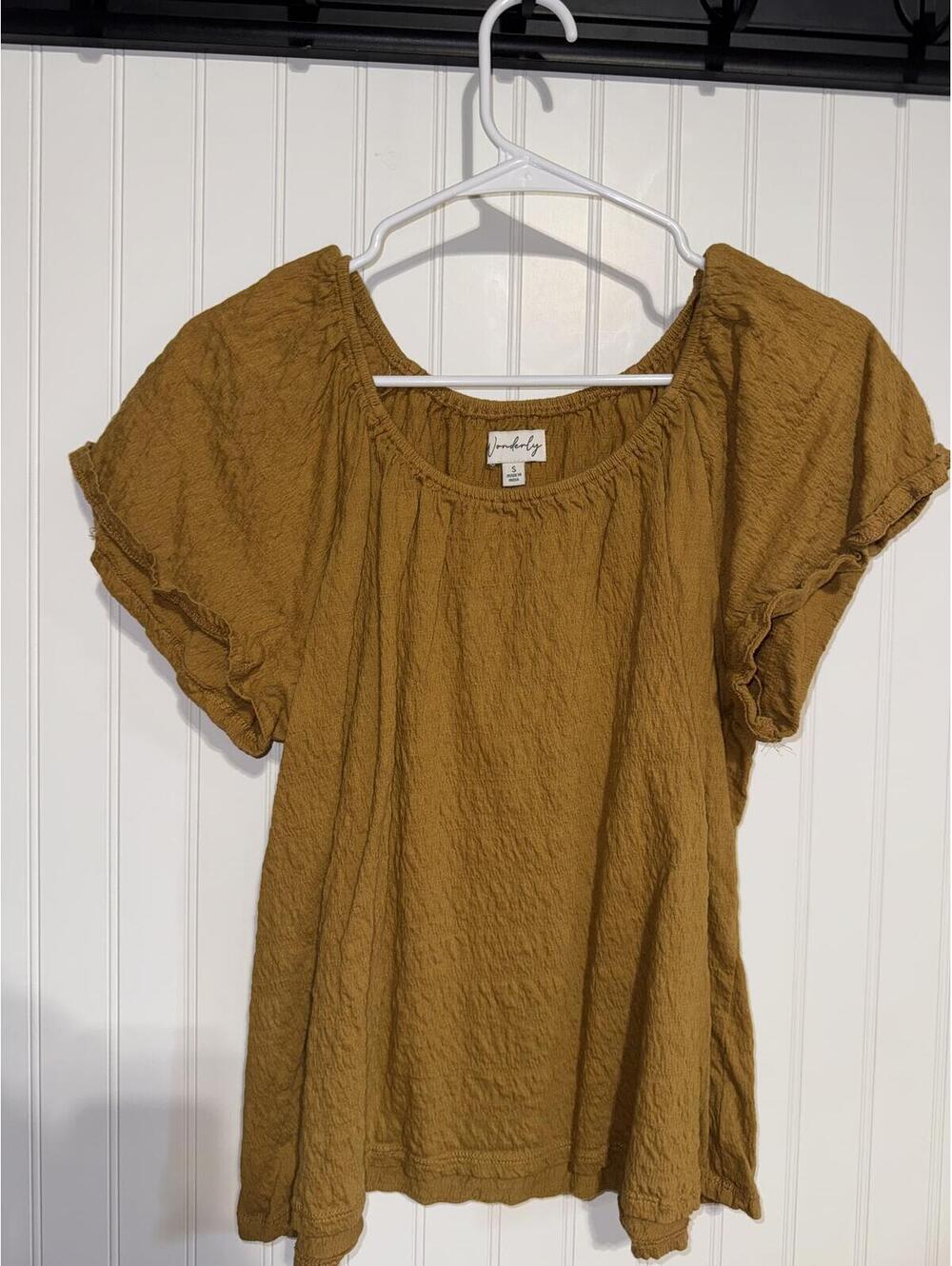Wonderly Mustard Textured Short Sleeve Blouse Size S